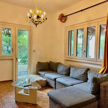 Indipendent Next To The Sea Villa